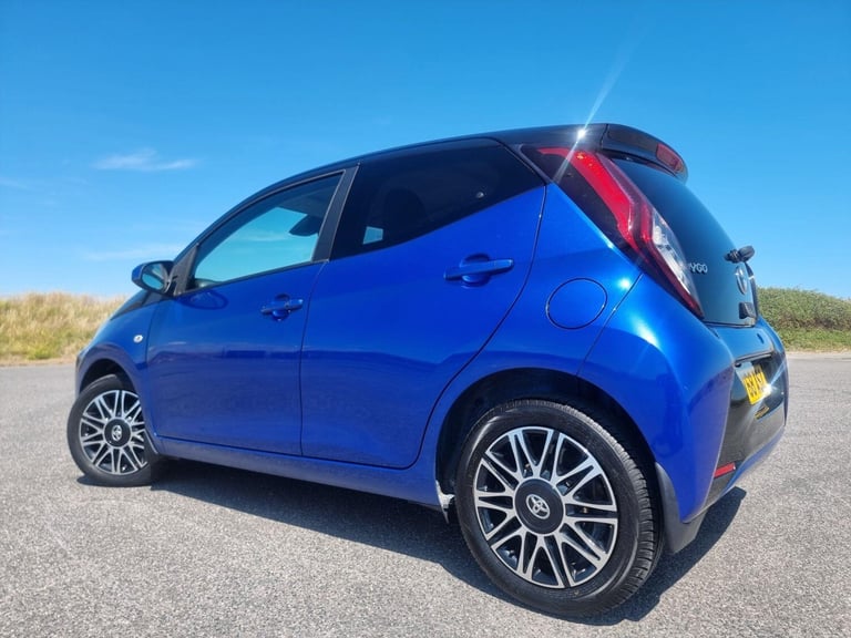 2018 Toyota AYGO 1.0 VVT-i x-clusiv Euro 6 5dr (Safety Sense) HATCHBACK Petrol Manual