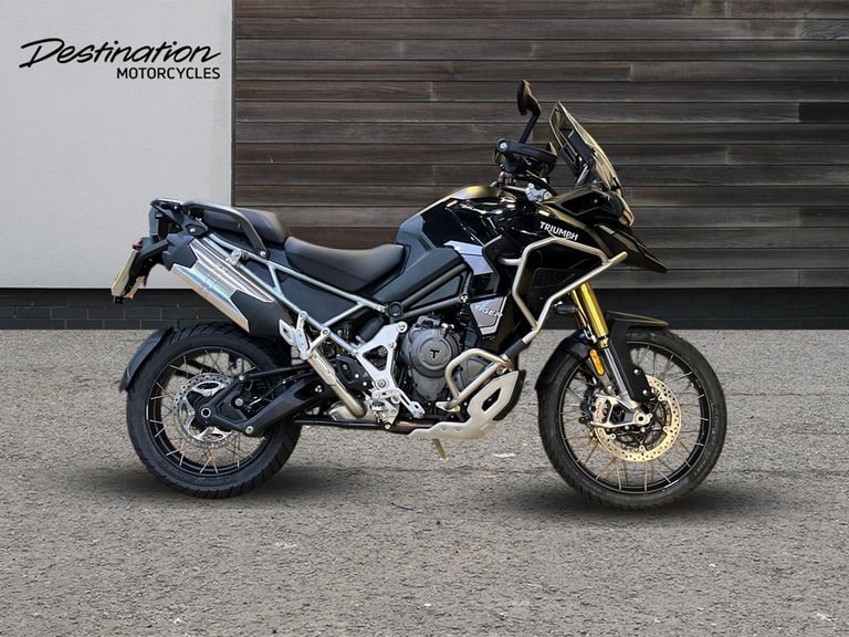 image for 2025 Triumph Tiger 1200 RALLY EXPLORER STANDARD COLOUR Petrol black 6 Speed