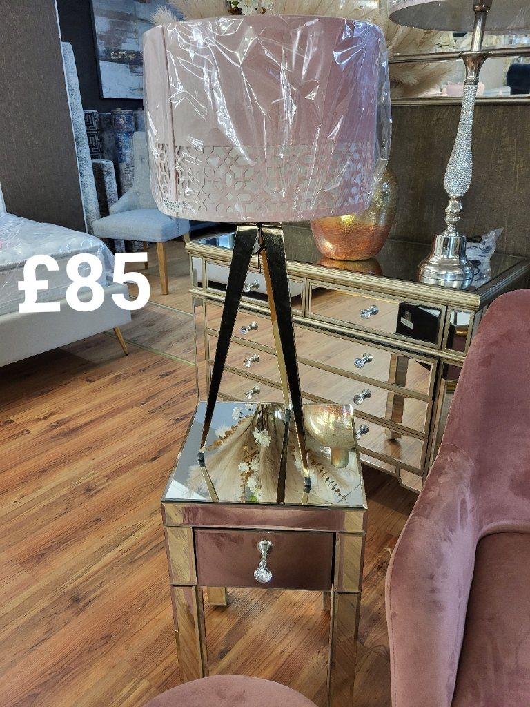 Selection Of Ex-Display Lamps Reduced To Clear