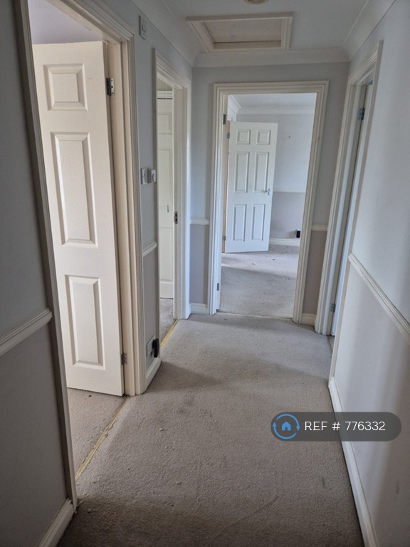 2 bedroom flat in Chatsworth Mews, Sandown, PO36 (2 bed) (#776332)