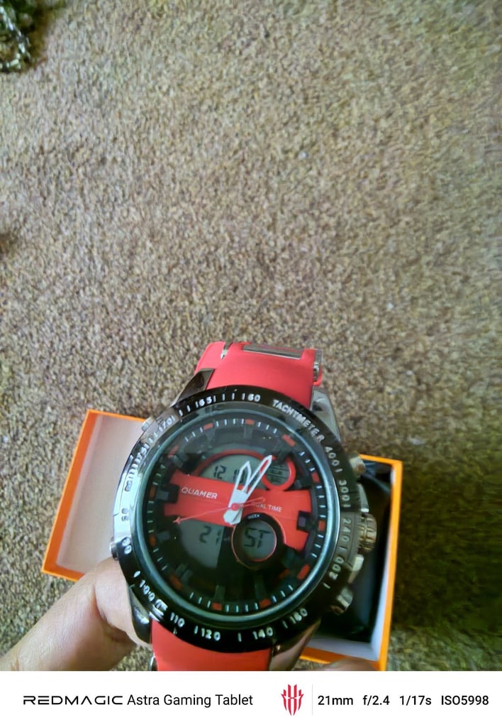 Classic wrist watches give me offers 💴💳🤝
