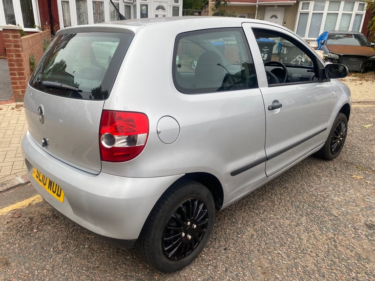 Volkswagen, FOX, Hatchback, 2010, Manual, 1198 (cc), 3 doors