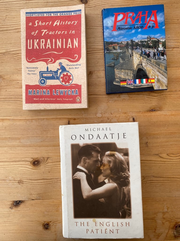 image for 3 books. £2 the lot or will split. Tqy