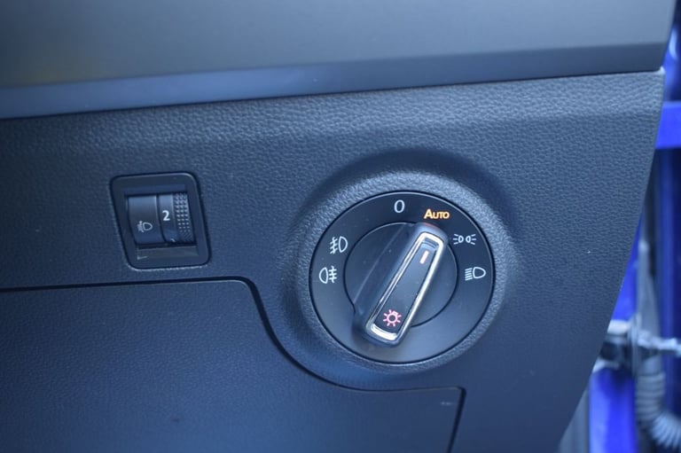 2017 SEAT Ibiza 1.0 MPI SE Hatchback 5dr Petrol Manual Euro 6 (s/s) (75 ps) Hatchback Petrol Manual