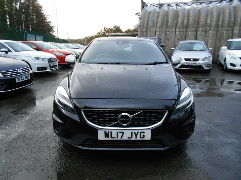 2017 Volvo V40 D2 [120] R DESIGN Nav Plus 5dr HATCHBACK Diesel Manual