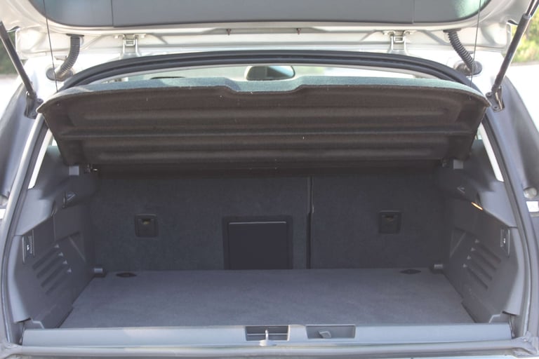 2015 Peugeot 3008 1.6 3008 Active e-HDi Semi-Auto 5dr SUV Diesel Automatic