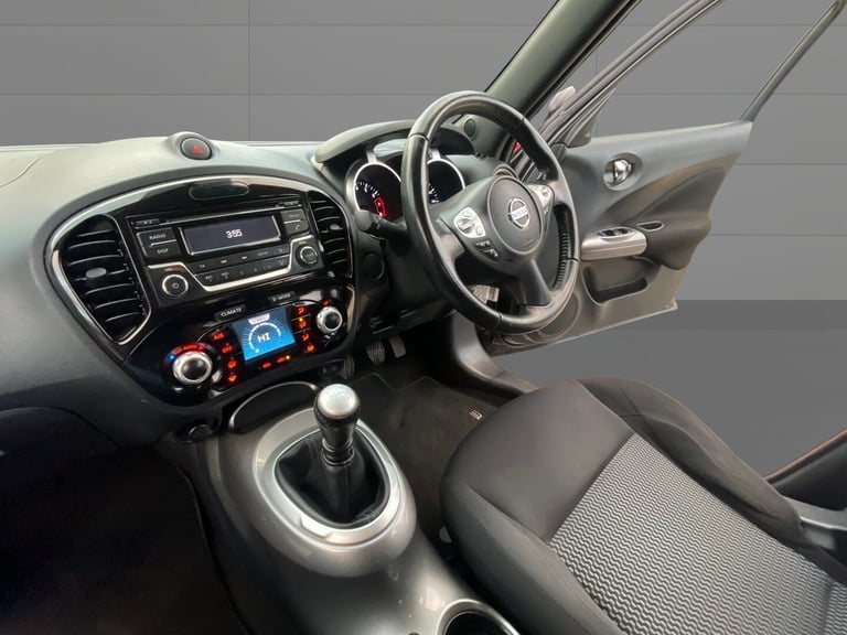 NISSAN JUKE 1.2 DIG-T Acenta Black Manual Petrol 2015