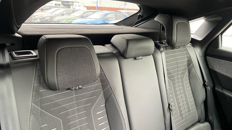 2024 Peugeot 3008 1.2 MHEV Allure e-DSC Euro 6 (s/s) 5dr SUV Hybrid Automatic