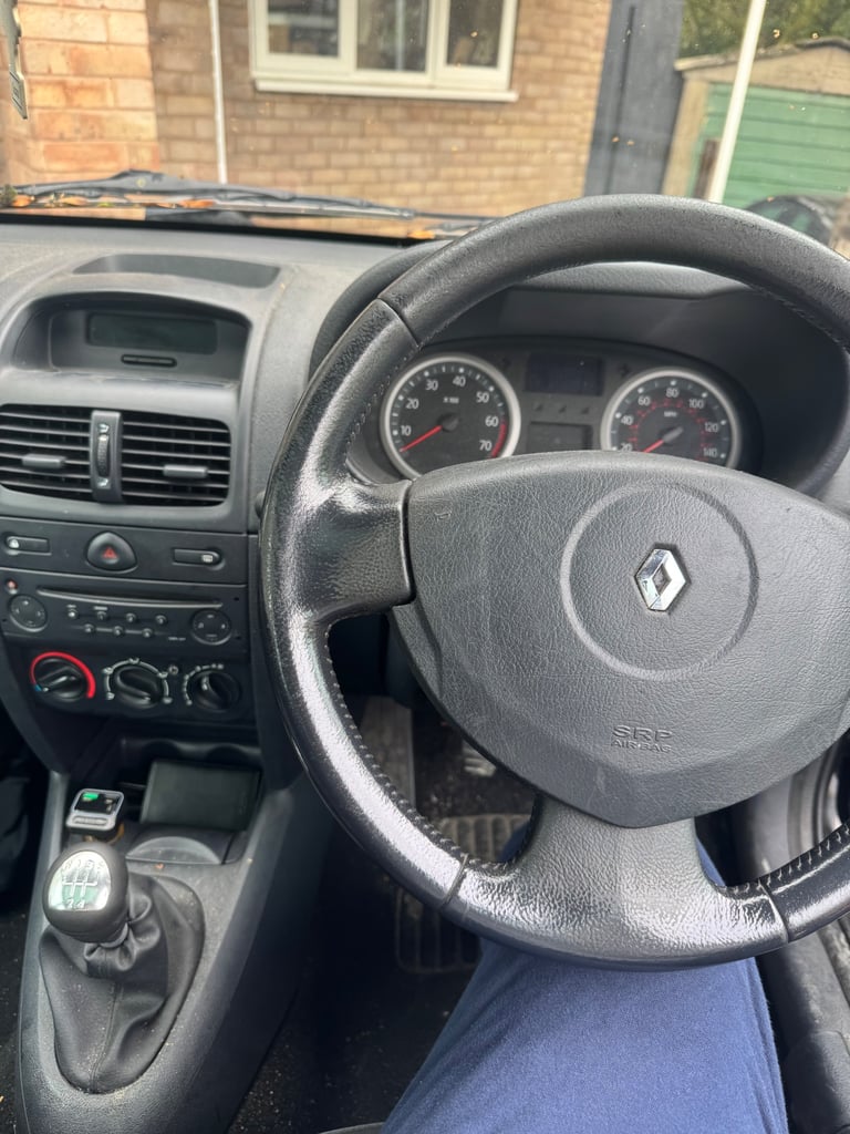 Renault, CLIO, Hatchback, 2004, Manual, 1149 (cc), 3 doors