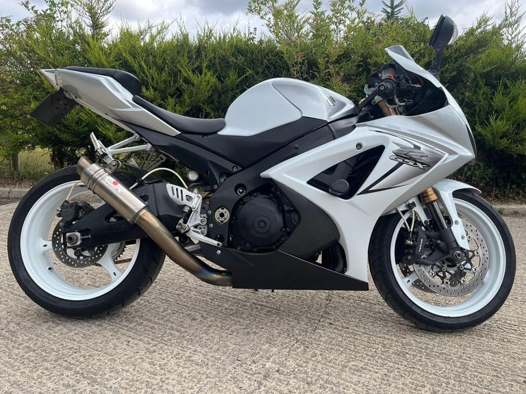 2008 08 SUZUKI GSXR 1000 K8 GSXR1000 SUPER SPORT SILVER  WHITE 19k MILES