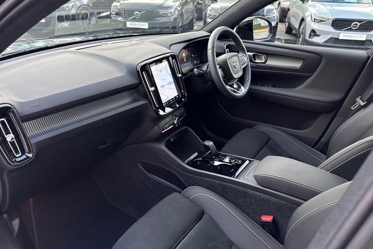 2022 Volvo XC40 2.0 B4 MHEV Ultimate SUV 5dr Petrol Hybrid DCT Auto Euro 6 (s/s) (197 ps) ESTATE ...