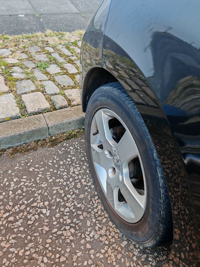 Peugeot, 207, Convertible, 2011, Manual, 1598 (cc), 2 doors