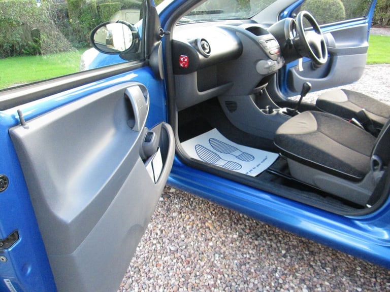 2011 Peugeot 107 1.0 Urban 3dr HATCHBACK Petrol Manual