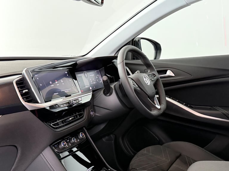 2024 Vauxhall Grandland 1.2 Turbo Ultimate 5dr Auto HATCHBACK PETROL Automatic