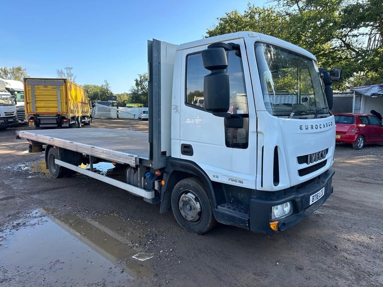 image for Iveco Eurocargo 75E16 2016 7.5 ton flat bed truck Manaul EURO 6 
