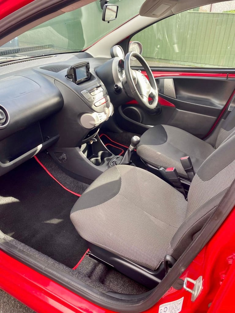 Toyota Aygo 1.0 Move-Style 2014 Excellent Condition Throughout