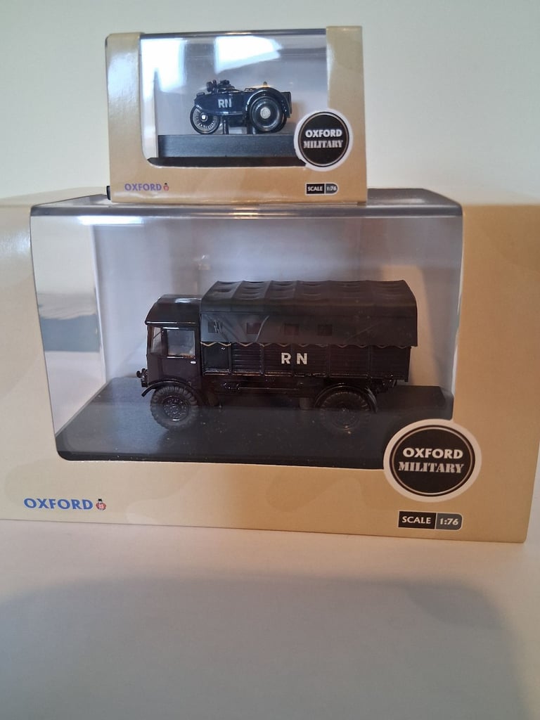 Oxford Military AEC Matador, Motorbike/Sidecar Royal Navy 1:76
