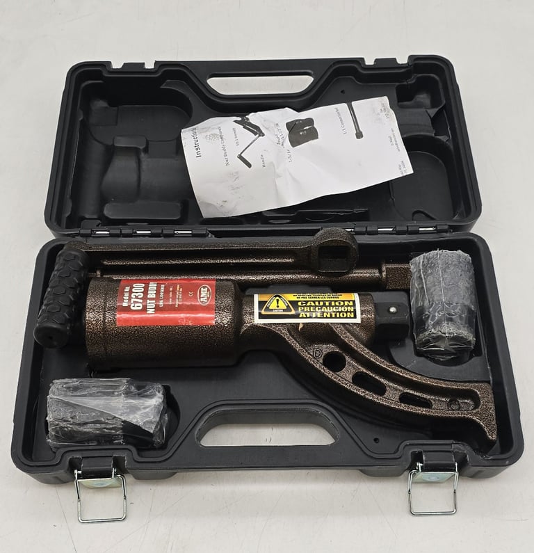 lug nut buddy stubborn wheel nut remover (NEW)