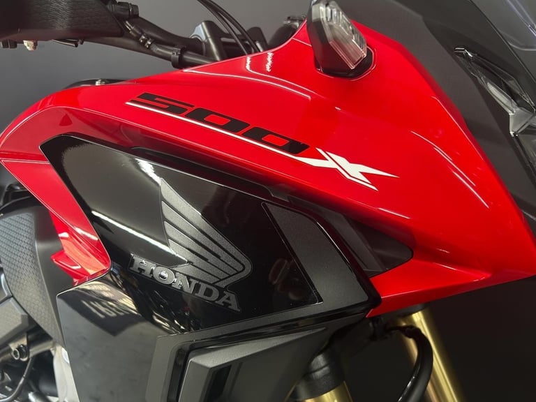 2024 73-PLATE HONDA CB500X ** JUST 2,730 MILES FROM NEW ** EXTRAS **
