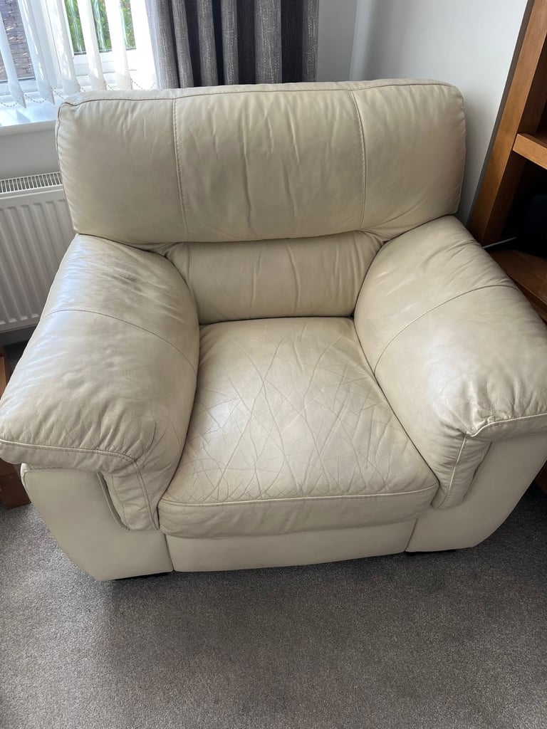 3 piece suite with Ottoman 