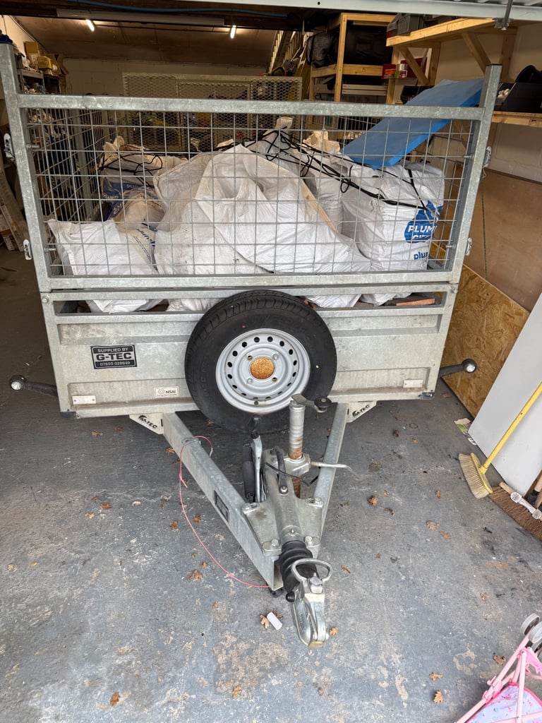 M-Tec 10x5 twin Axle Trailer