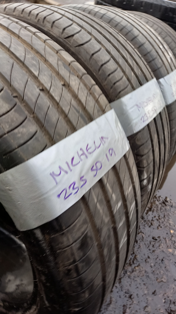  235 50 19 Michelin Matching set only £180 fitted and balanced open 7 days a week