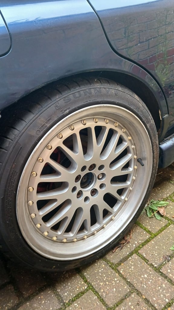 Jr10 18inch alloy wheels and tyres 5x100/5x114