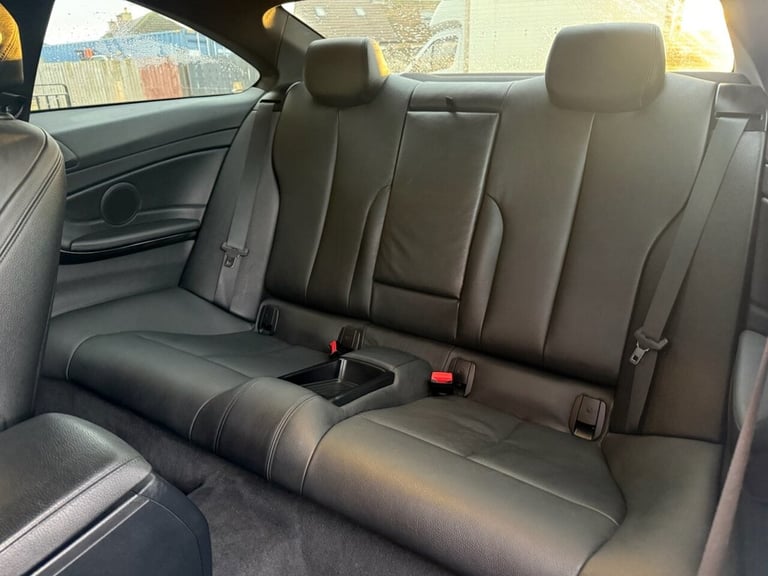 2015 BMW 4 Series 420i xDrive M Sport 2dr COUPE PETROL Manual