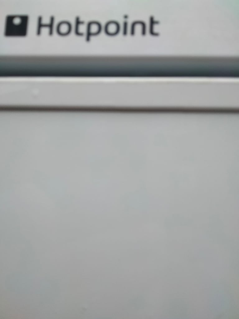 HOTPOINT FRIDGE FREEZER FROST FREE 