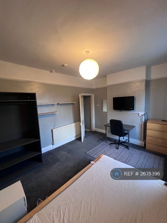 4 bedroom house in Wigan Road, Ormskirk, L39 (4 bed) (#2678396)