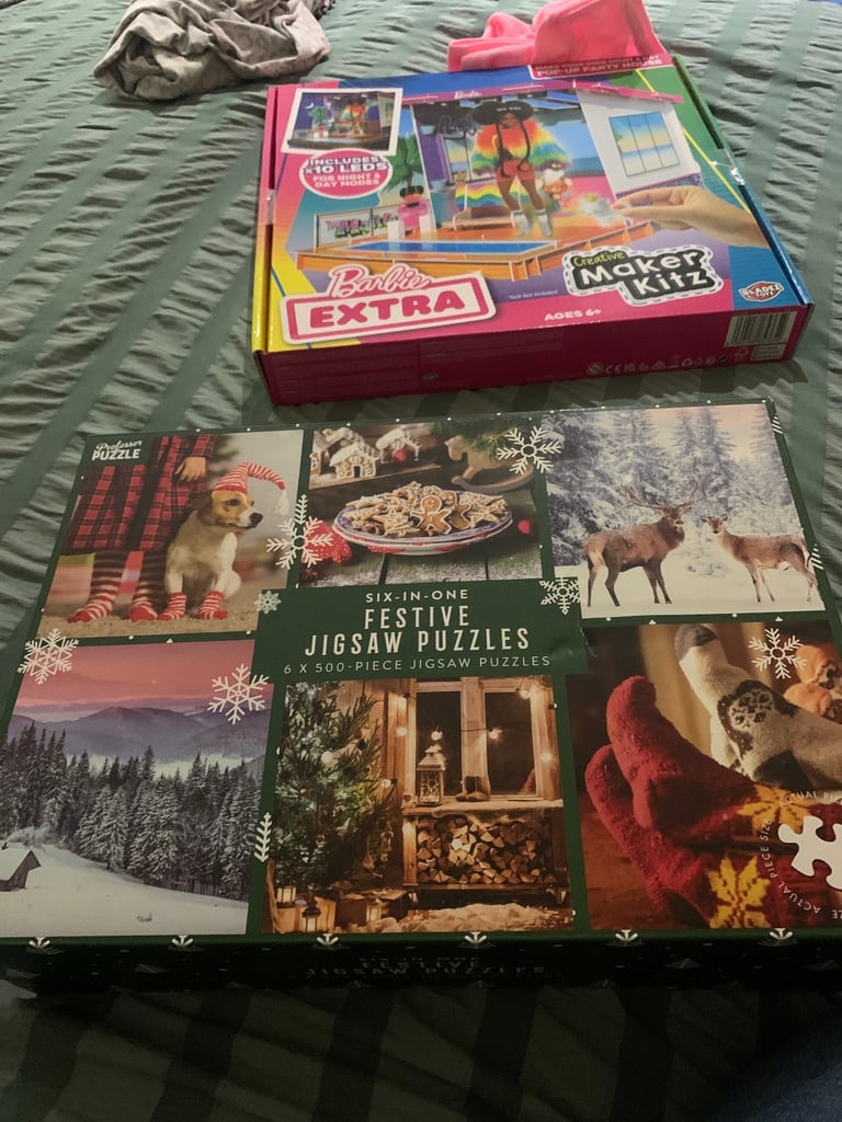 Festive jigsaw puzzles