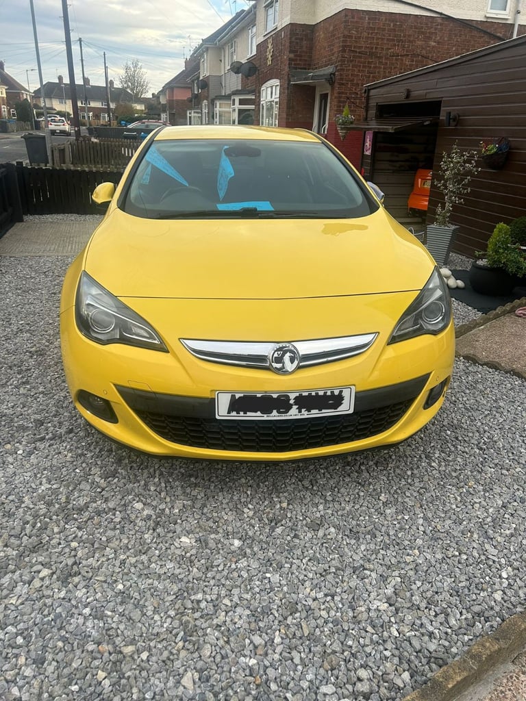 image for Vauxhall, ASTRA GTC, Hatchback, 2013, Manual, 1956 (cc), 3 doors