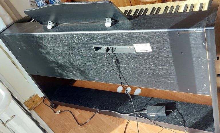 Classenti CDP1 Piano - not switching on, Repair or Parts + adjustable stool