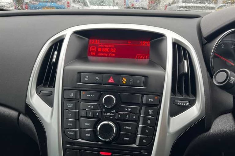 2015 Vauxhall Astra GTC 2.0 CDTi SRi Coupe 3dr Diesel Manual Euro 5 (s/s) (165 ps) Coupe Diesel M...