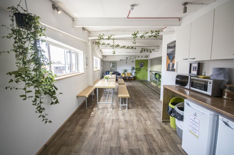 Office | Creative Space | Workspace | Commercial Unit | Desk in Hackney East London E9
