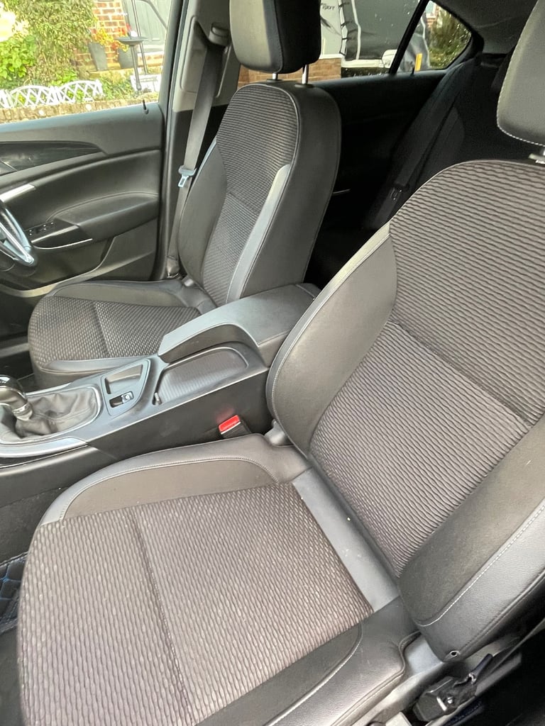 Vauxhall, INSIGNIA, Hatchback, 2017, Manual, 1956 (cc), 5 doors