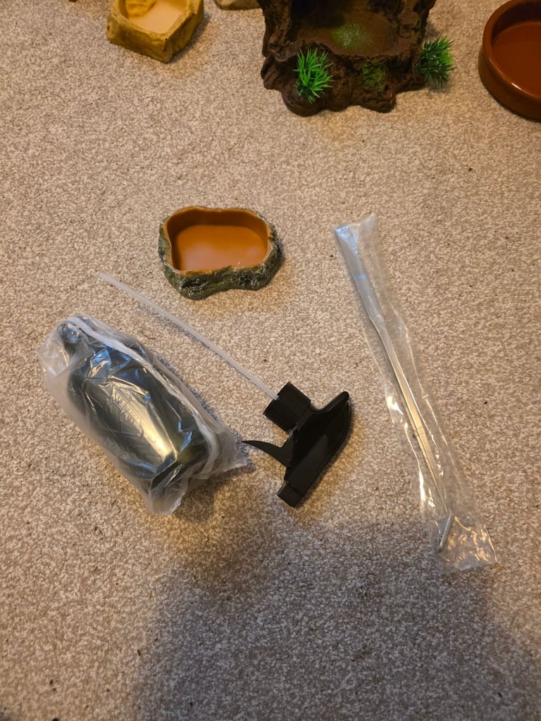 Invertebrate Accessories 