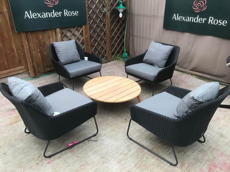 image for 4 seasons outdoors brand new RRP £2300