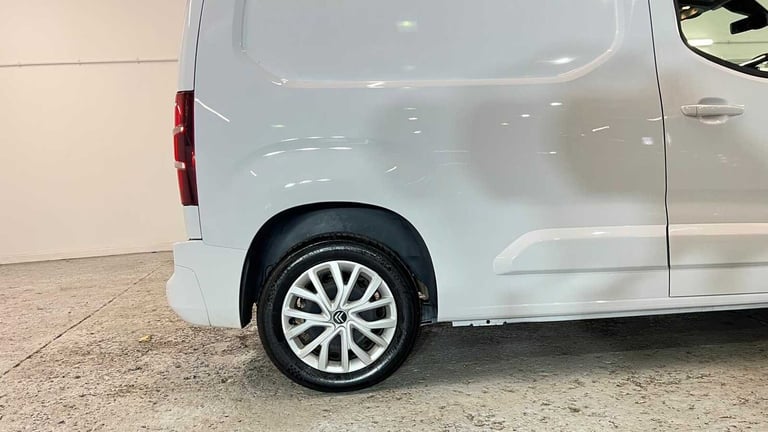2023 Citroen Berlingo 1.5 BlueHDi 650Kg Driver Edition 100ps 6 Speed S/S Van Diesel Manual