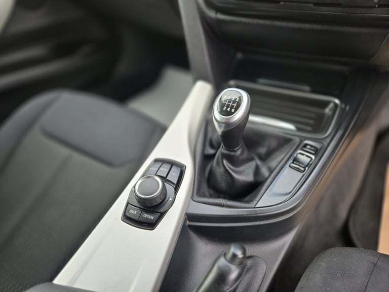 2013 BMW 3 Series 320d SE 5dr HATCHBACK DIESEL Manual