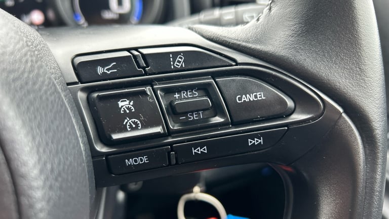2022 Toyota Yaris 1.5 Hybrid Design 5dr CVT Hybrid Hatchback Hatchback Hybrid Automatic