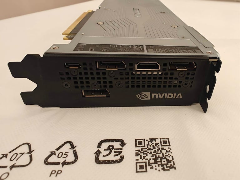 NVIDIA GeForce RTX 2080Ti 11GB DDR6 Graphics Card Founders Edition Excellent condition