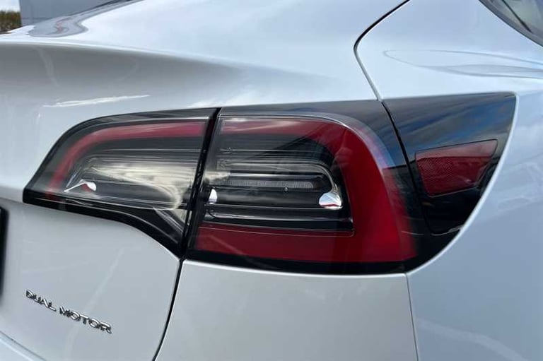 2021 Tesla Model 3 Long Range AWD 4dr Auto SALOON ELECTRIC Automatic