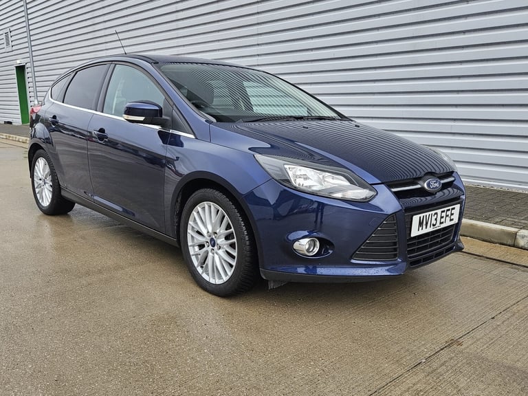 image for 2013 Ford Focus 1.0T EcoBoost Zetec Hatchback 5dr Petrol Manual Euro 5 (s/s)