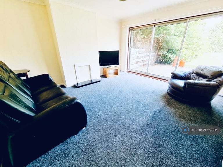 6 bedroom house in St. Helens Road, Leamington Spa, CV31 (6 bed) (#2659805)