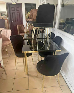 Brand New Dining Table Set - Stylish Design with Matching Chairs - Great Price!