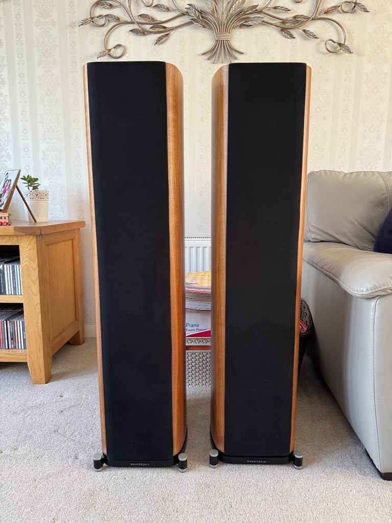 Wharfedale EVO4.4 Floorstanding Speakers