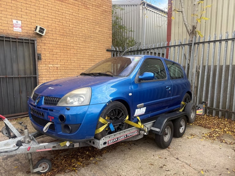 2005 RENAULT CLIO 2.0 16V 182 SPORT TRACK CAR AND TRAILER SET