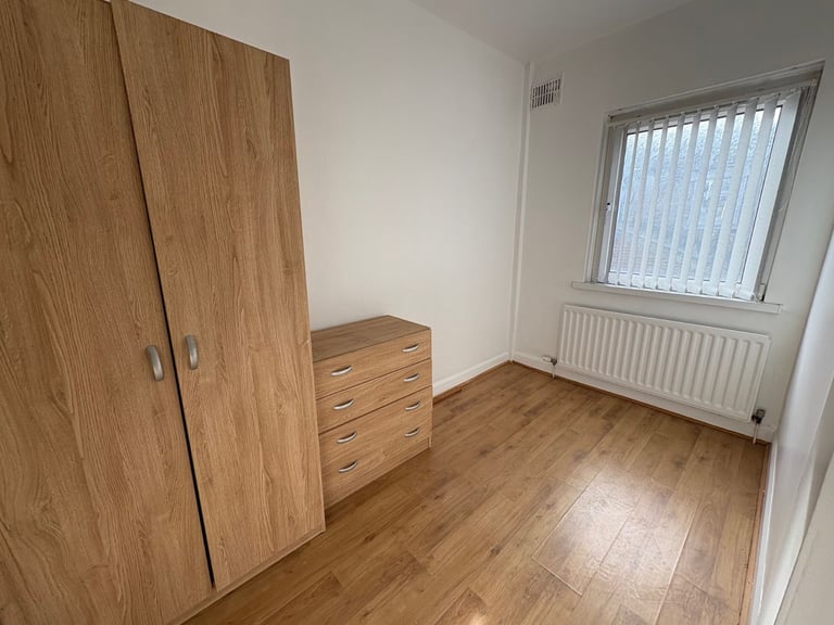Newly Decorated Mid Terrace with Two Bedrooms and additional Home Office/Wardrobe Room