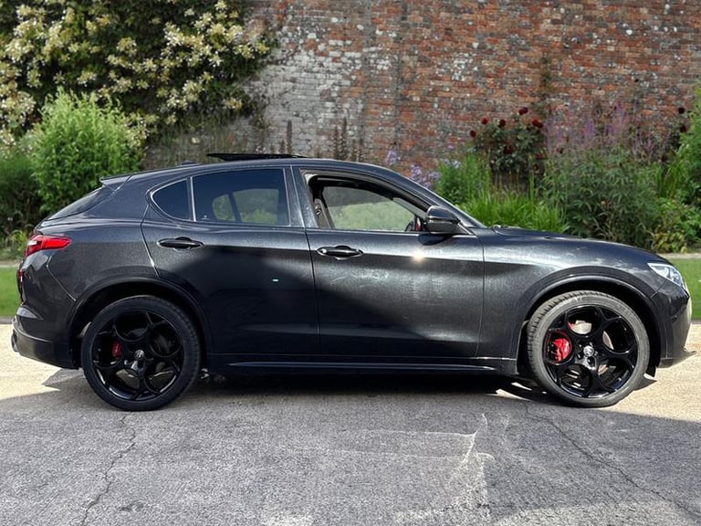 2022 Alfa Romeo Stelvio 2.0 Turbo 280 Veloce 5dr Auto ESTATE PETROL Manual